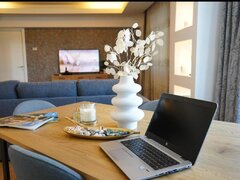 13 Septembrie, Marriott, Palatul Parlamentului